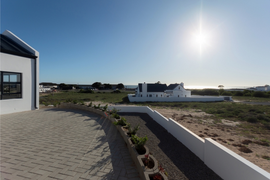 4 Bedroom Property for Sale in Da Gama Bay Western Cape
